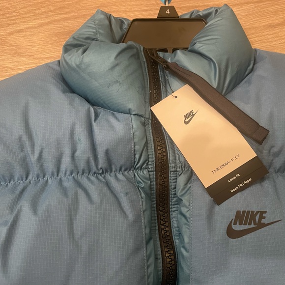 NEW Nike Sportswear Therma-Fit Repel Puffer Jacket DD6978-415 Size L $325 MSRP - Picture 3 of 11